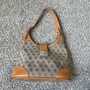 Y2K Vintage Dooney & Bourke Signature Crescent Shoulder Bag Hobo L806 Brown VTG